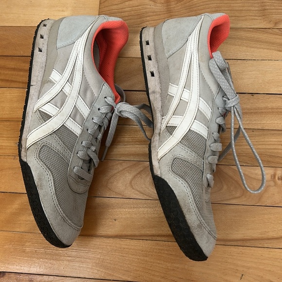 Asics Onitsuka Tiger Ultimate 81 Gray Shoe Sneaker Low Top HN567 Womens 8.5 - Picture 4 of 11